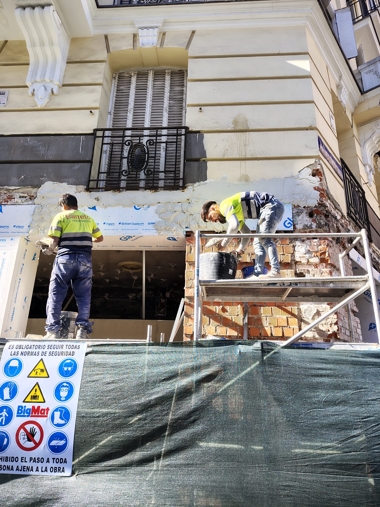 Refuerzo estructural y adecuación de local — Hosfy